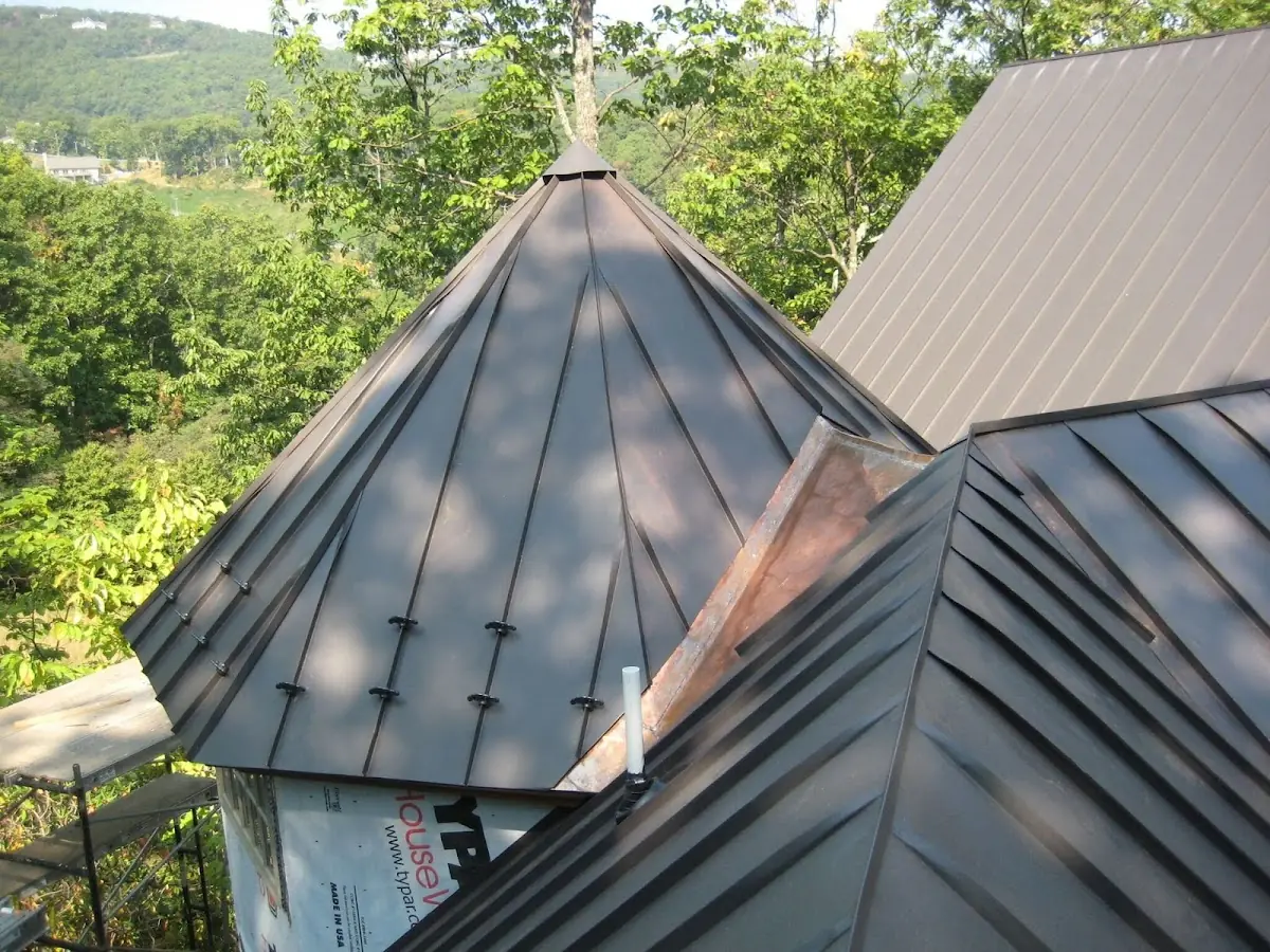 Professional Roof Tarp Installation by Craftsman Roofing in Flanders